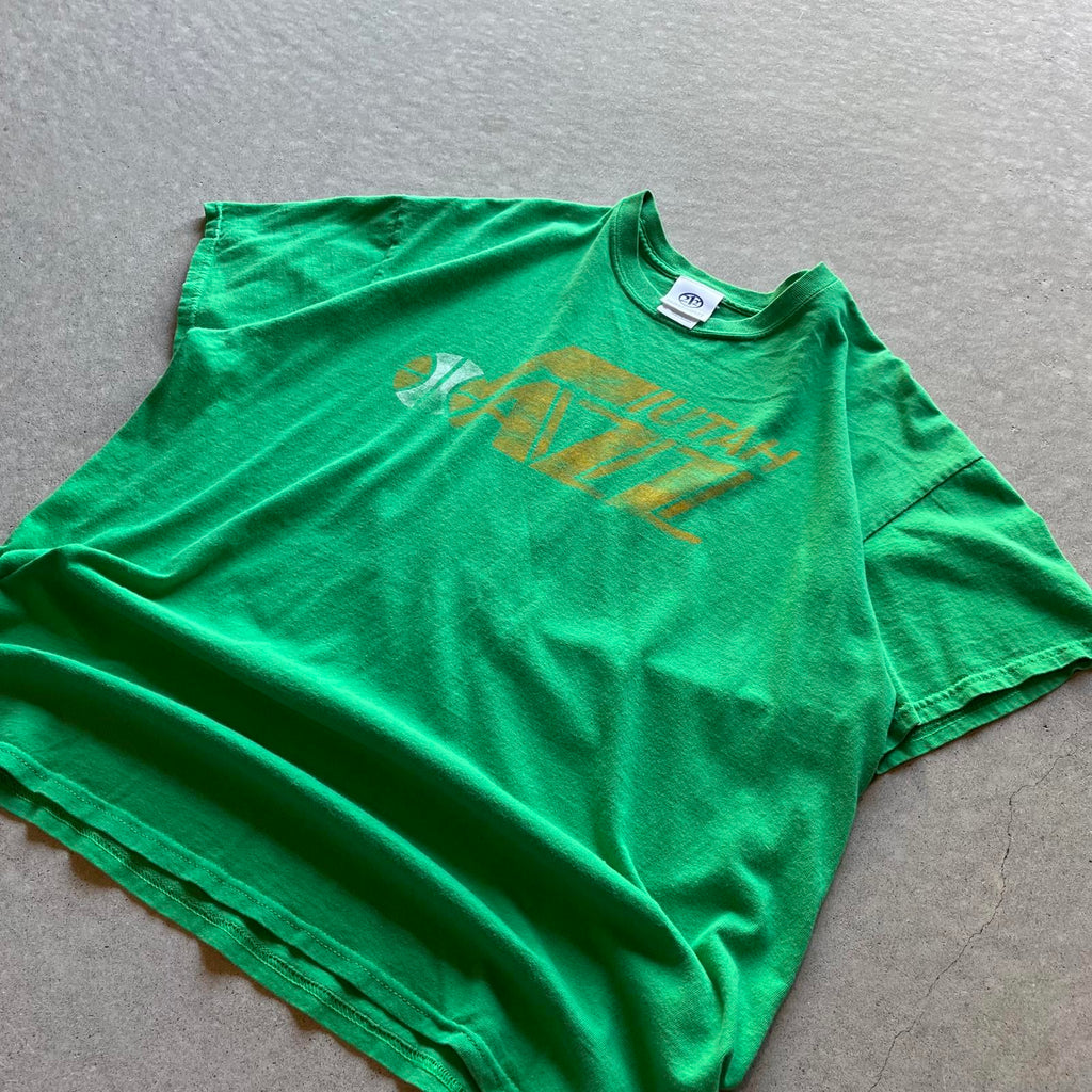 Vintage Y2K Green Utah Jazz T-Shirt - Uptwn Vintage