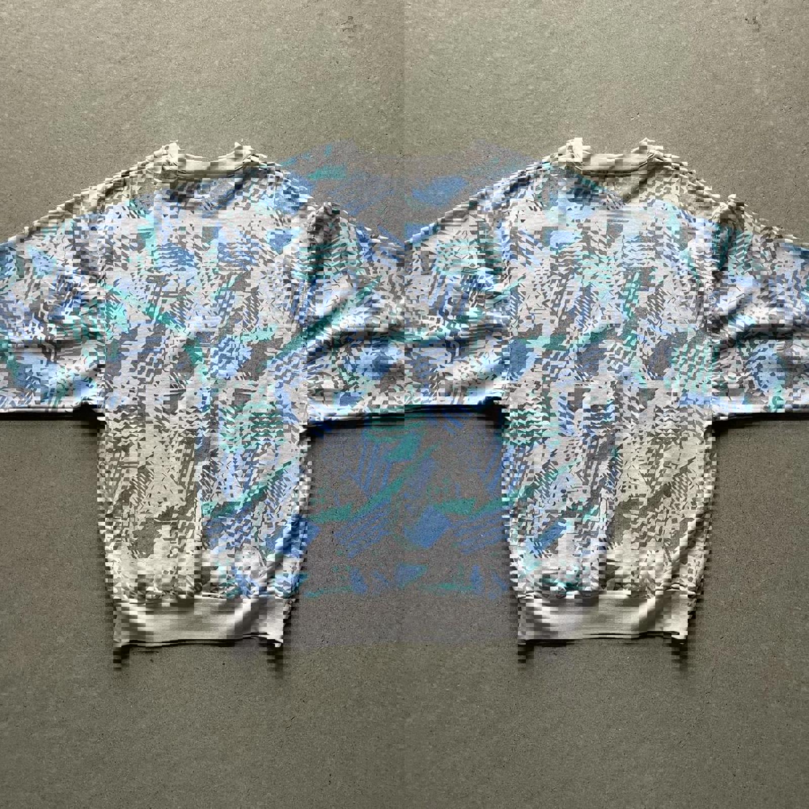 Vintage 80s Grail Nike Patterned Crewneck Sweatshirt