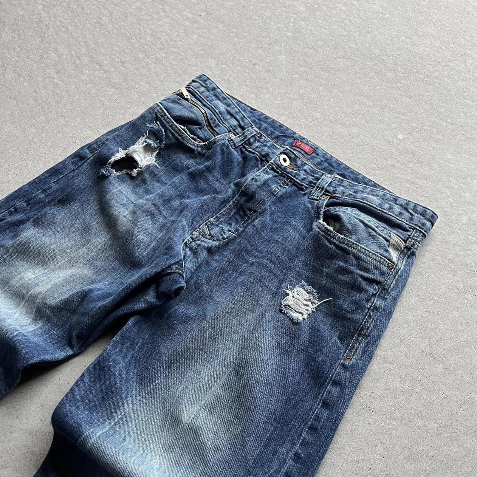 Vintage Clothing Vintage Style Faded Sean John Denim Jeans Sean John - uptwn vintage - 10f90894-90aa-49c2-b5d5-bce69d355ef6