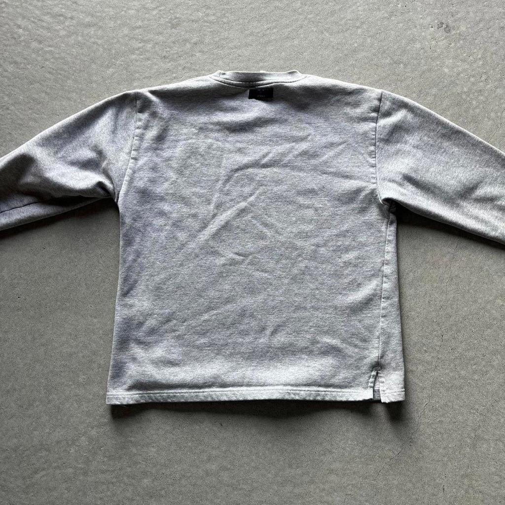 Vintage Y2K Grey Tommy Hilfiger Sweatshirt