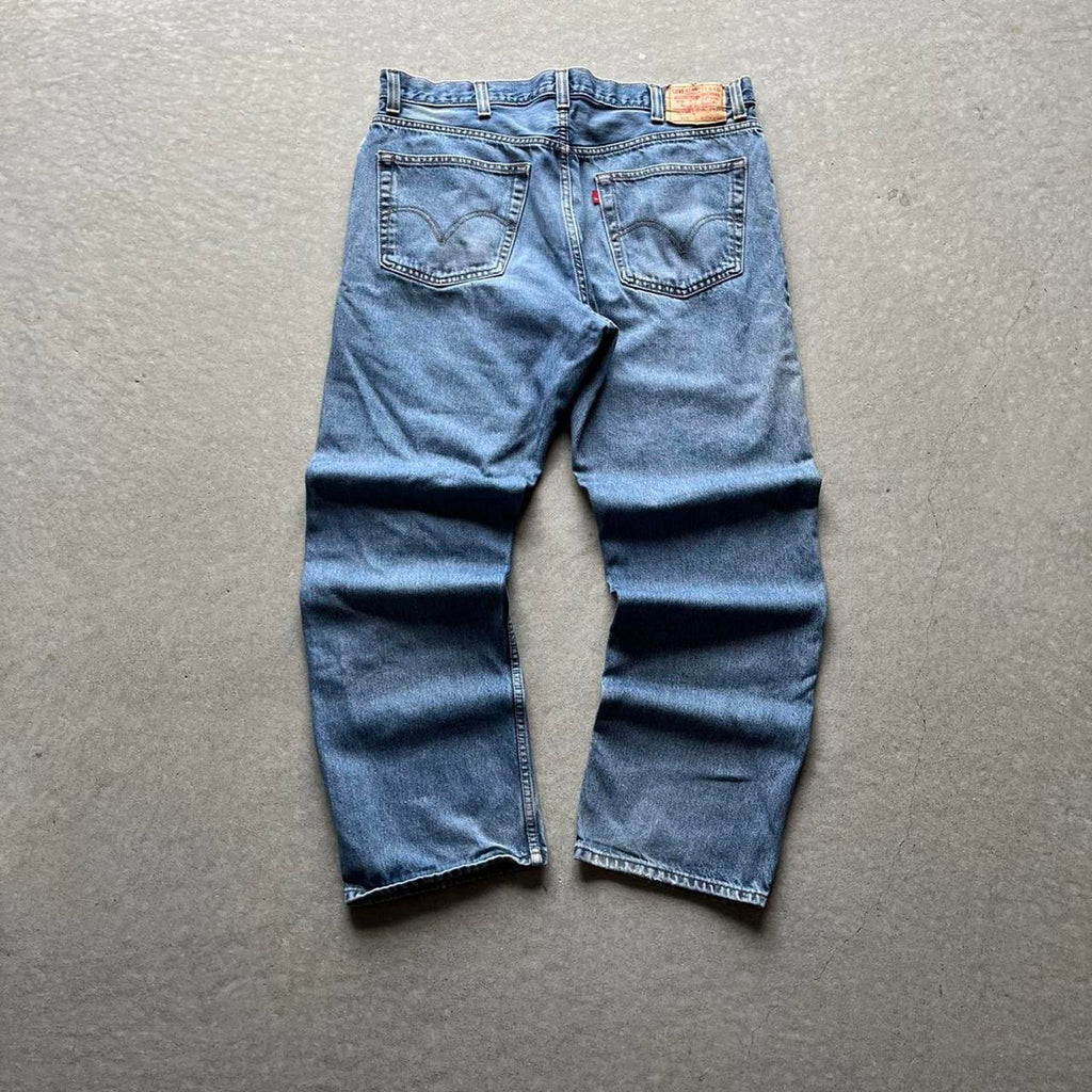 Vintage Clothing Vintage 2009 Levi’s 505 Denim Jeans Levi's - uptwn vintage - 13ec3906-7f87-4cf5-abb9-8c788fbb4ef5