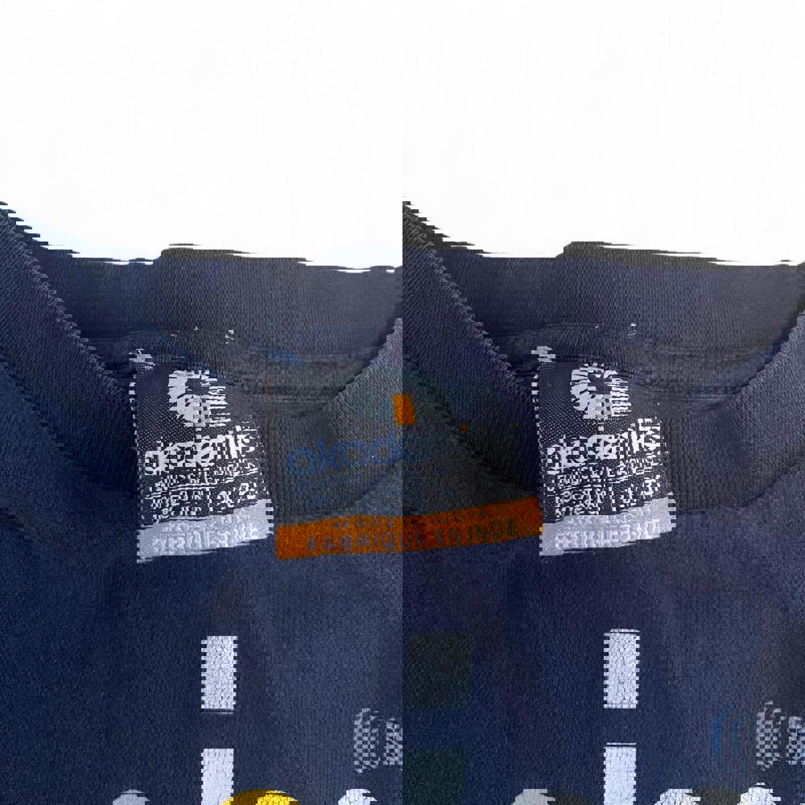 Vintage Y2K Baggy Akademiks Jeans T-Shirt Akademiks - uptwn vintage - 165c28c7-fc2f-4f08-8327-d3a10f642516