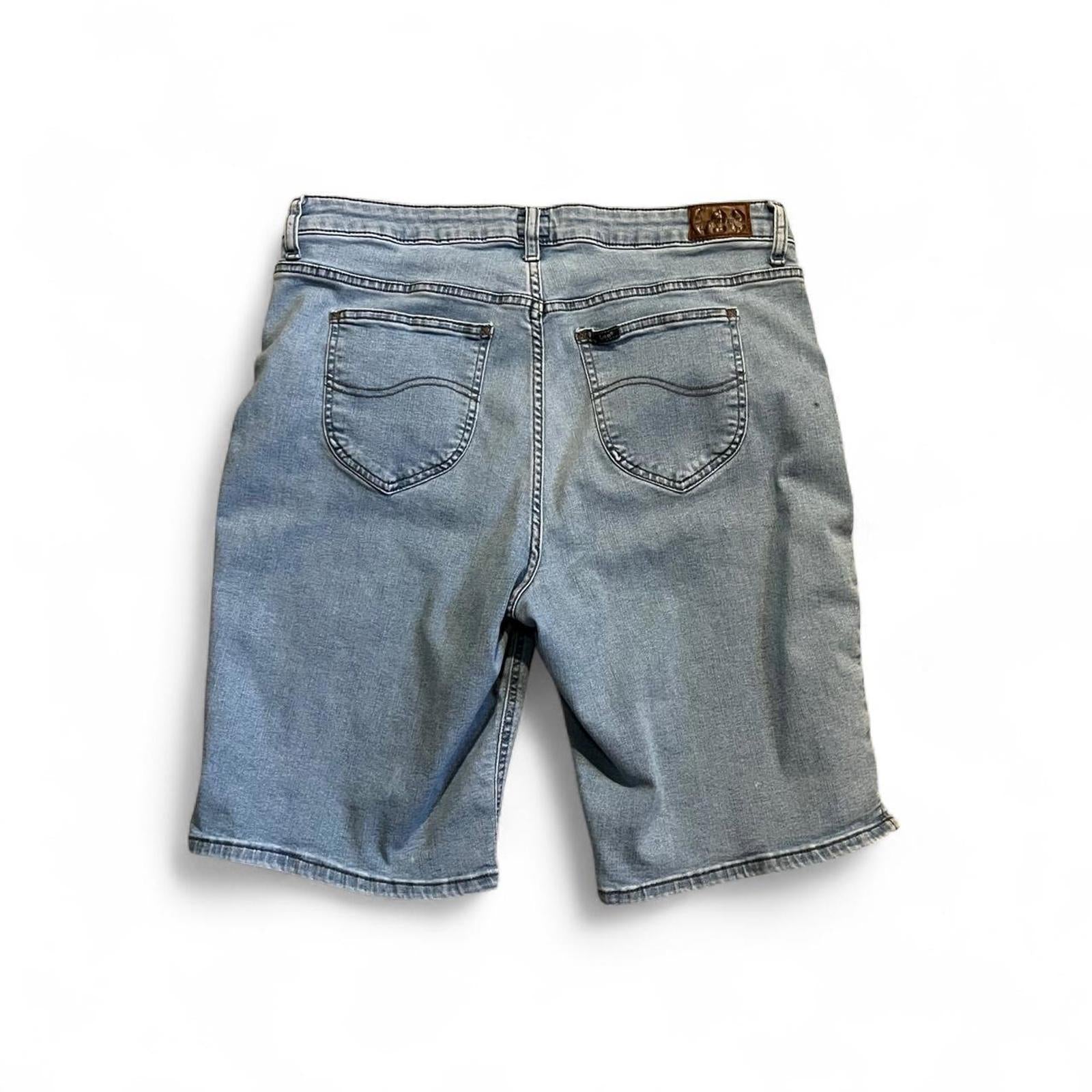 Vintage Y2K Lee Denim Jorts Lee 18e9df96-c455-405e-914d-00e3f999b479