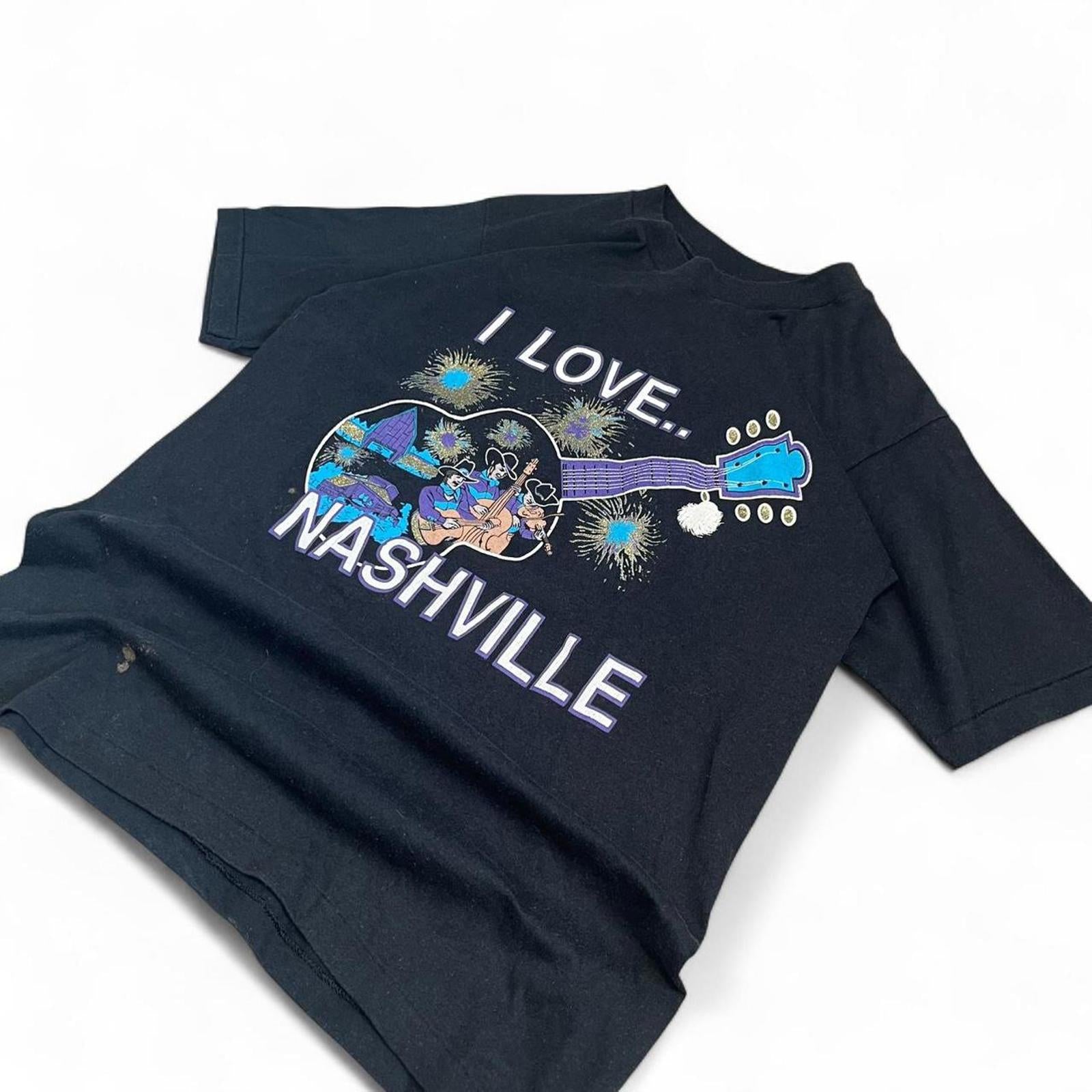 Vintage 80s I Love Nashville Graphic T-Shirt American Vintage 1ba7c5aa-305e-481c-8f48-a160df83d455