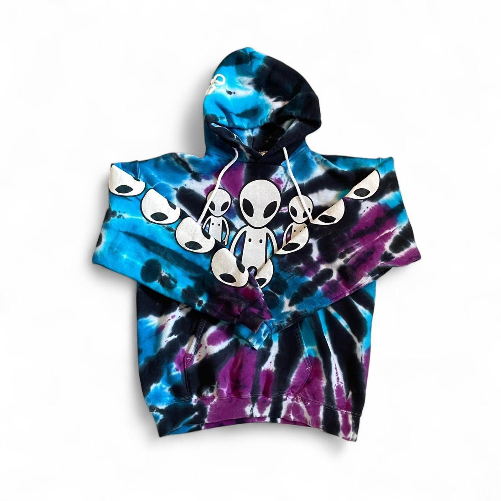 Vintage 90s Tie Dye Alien Streetwear Hoodie Hanes - uptwn vintage - 289ee9a2-a935-4164-a62d-904c9efcf761