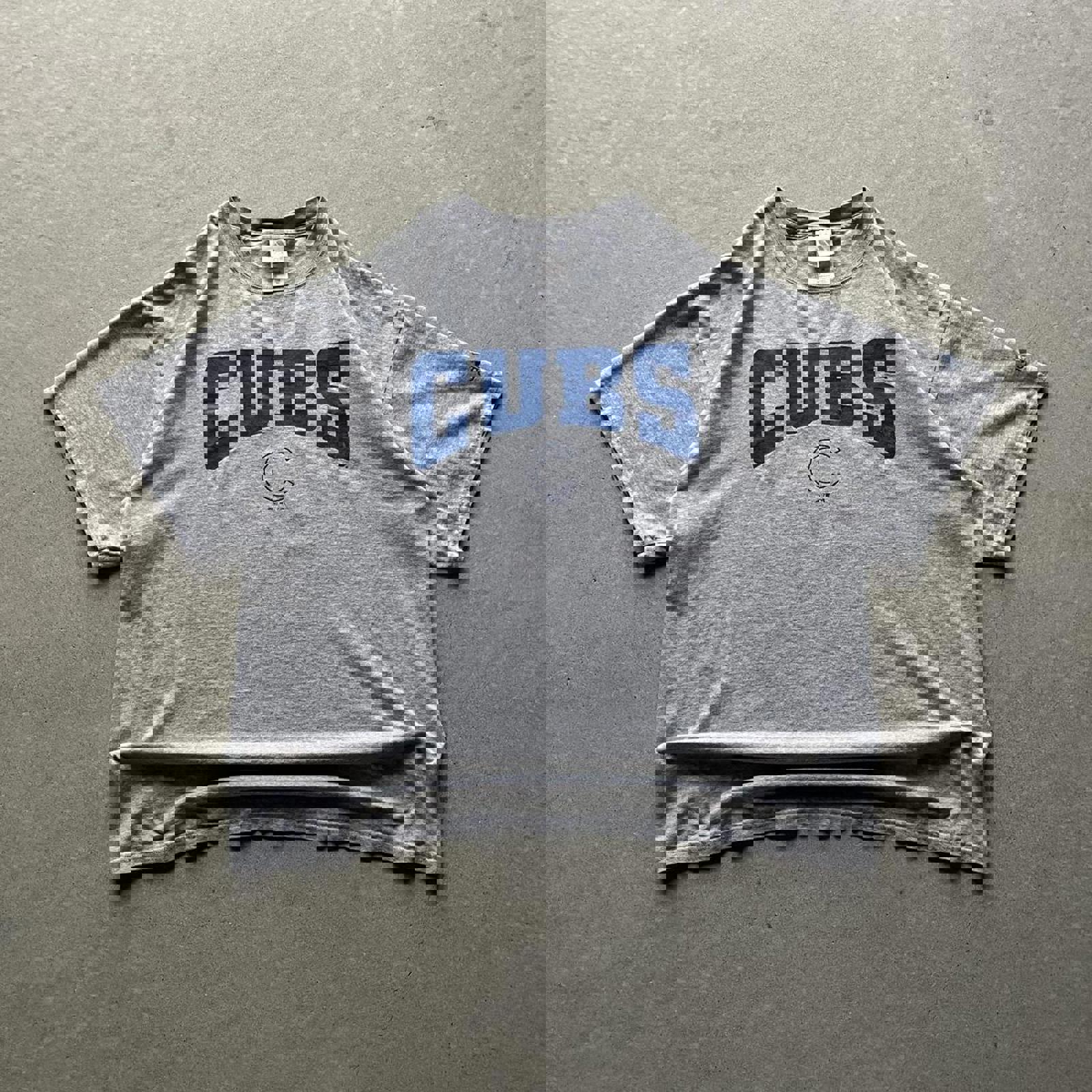 Vintage 2004 Chicago Cubs MLB T-Shirt