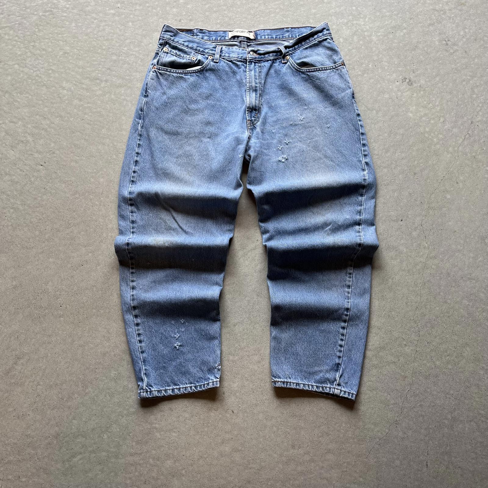 Vintage 2008 Levi’s Baggy 560 Denim Jeans