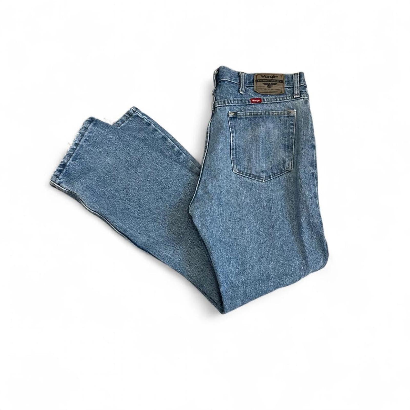 Vintage Y2K Baggy Wrangler Light Wash Jeans Wrangler 34b344c8-fccf-40f5-a044-45dbe8fa140b