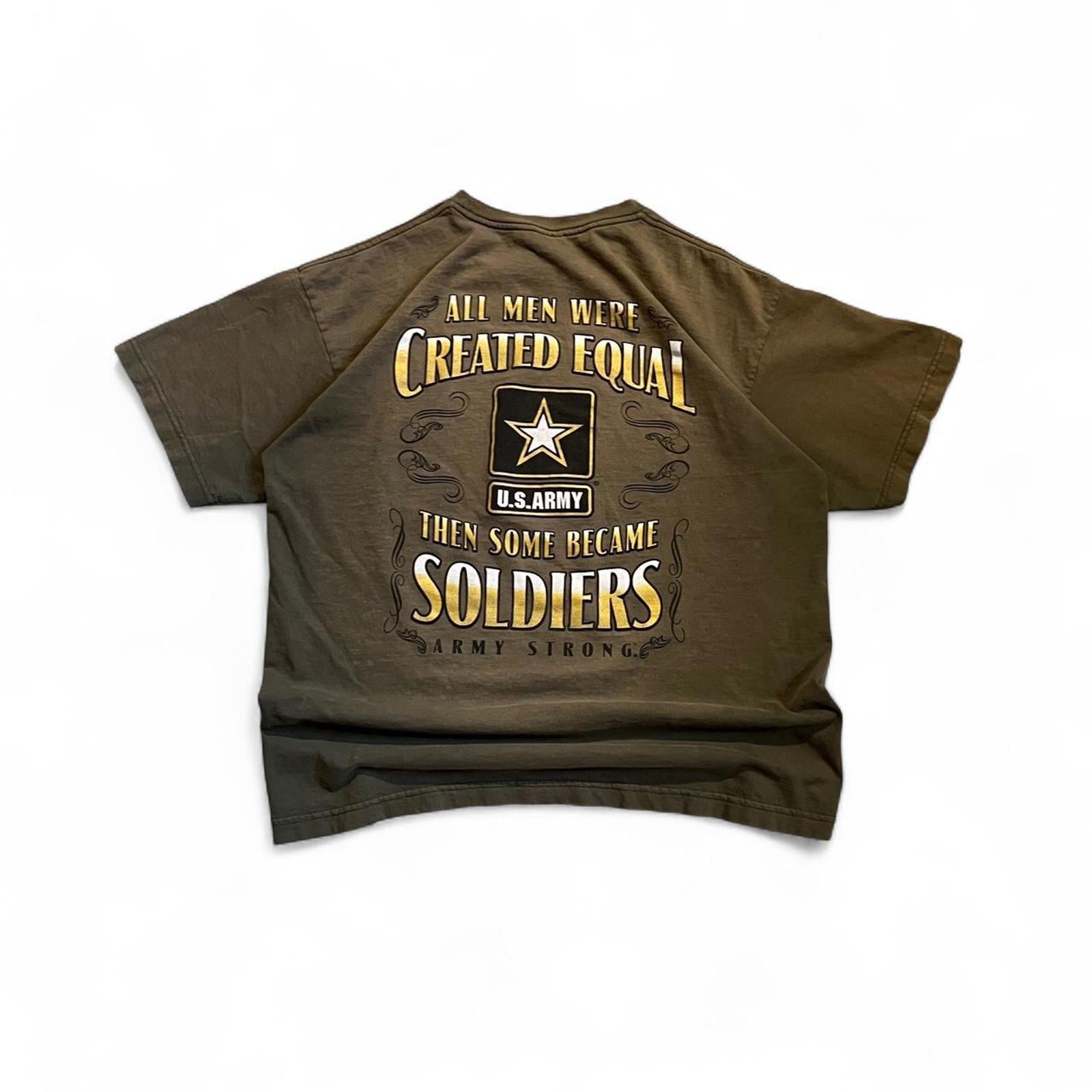 Vintage Y2K Thrashed Green US Army T-Shirt American Vintage 3f11e75e-7c8e-4930-9c1c-73689087a4d2