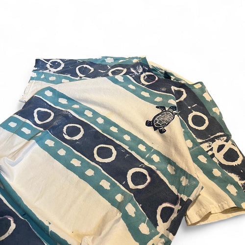 Hawaiian Style AOP Turtle T-Shirt Gildan 42930917-ba16-43f9-8839-e2777758cead