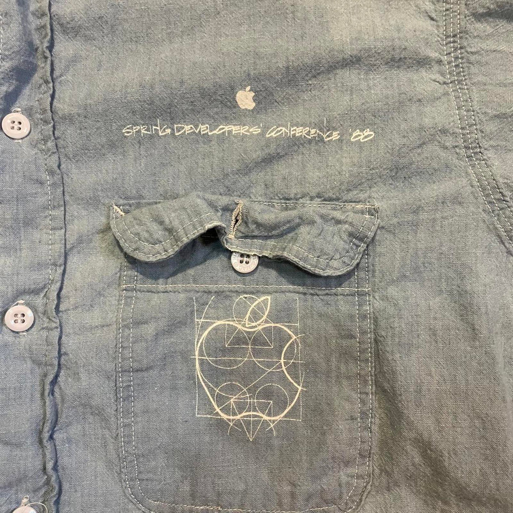 Vintage 1988 Apple Spring Conference Button Down Grail American Vintage 4e672c63-9421-4526-939d-cbe88f0c2d00