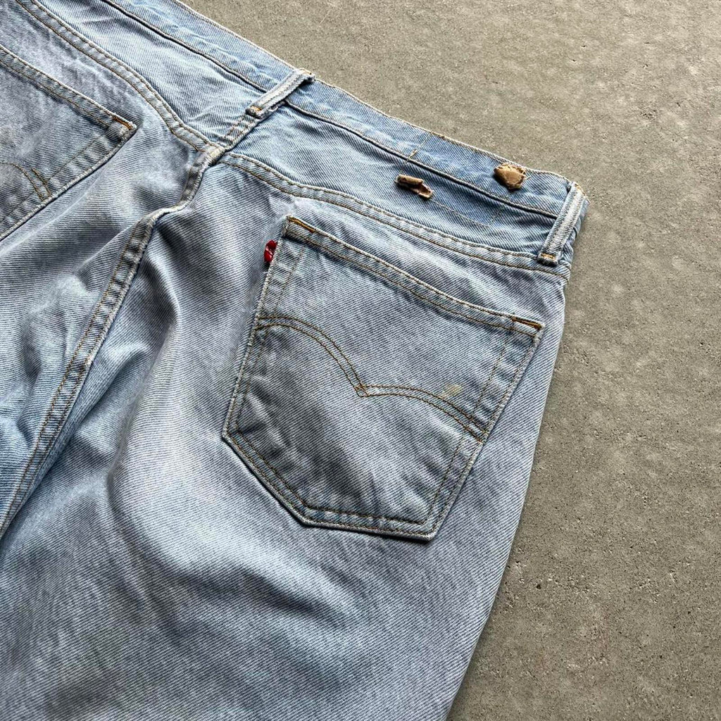Vintage Clothing Vintage Y2K Distressed Levi’s Jeans Levi's - uptwn vintage - 5b80fb51-a60b-4576-a093-c3e2947b8d32