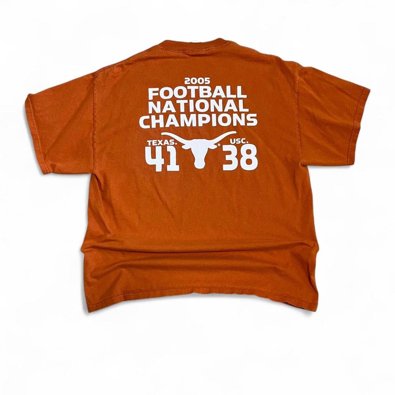 Vintage 2005 Texas Longhorns National Champions Football T-Shirt