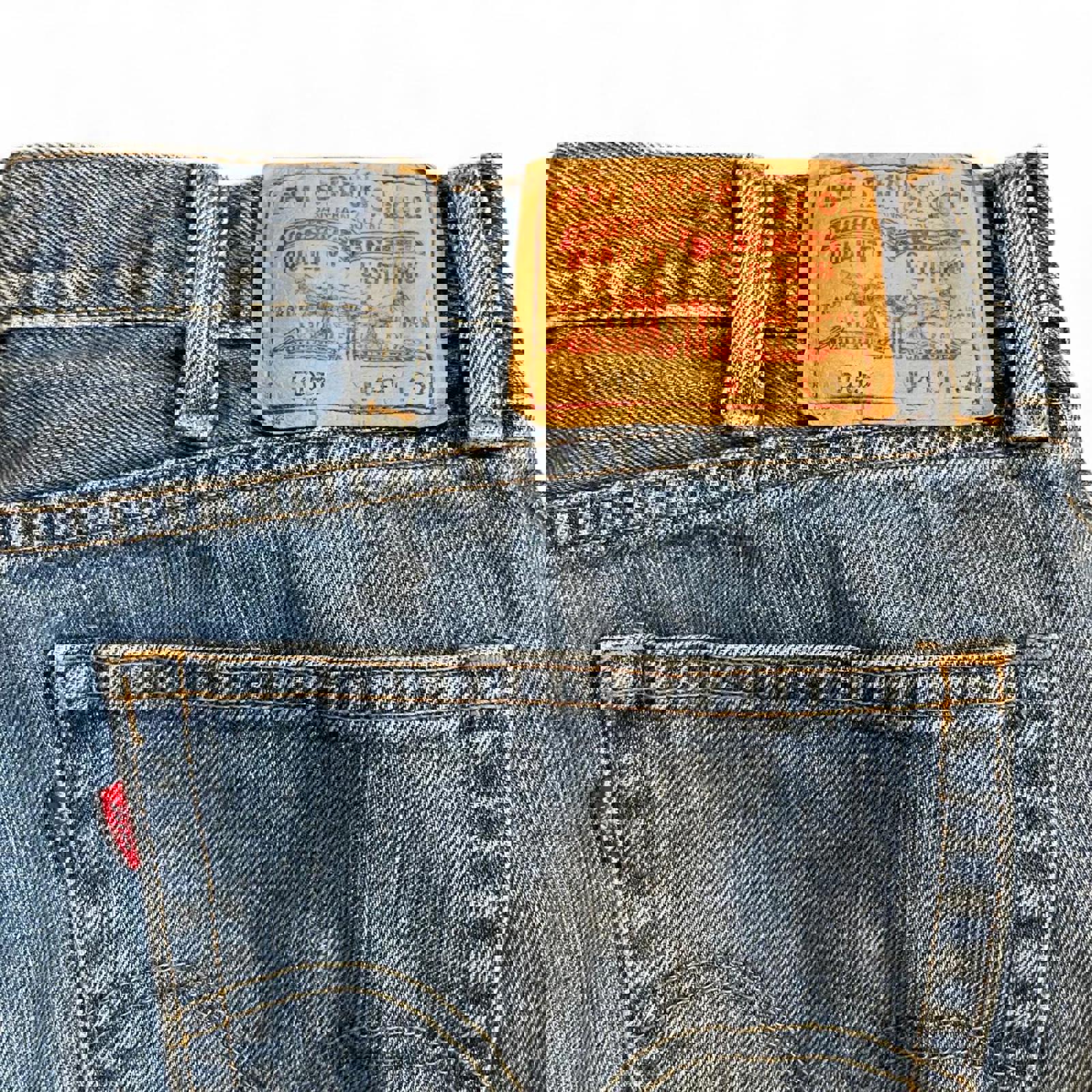 Vintage Y2K Washed Levi’s 505 Denim Jeans Levi's 6bc9d873-1df9-446d-987a-ec797dfe2a0a