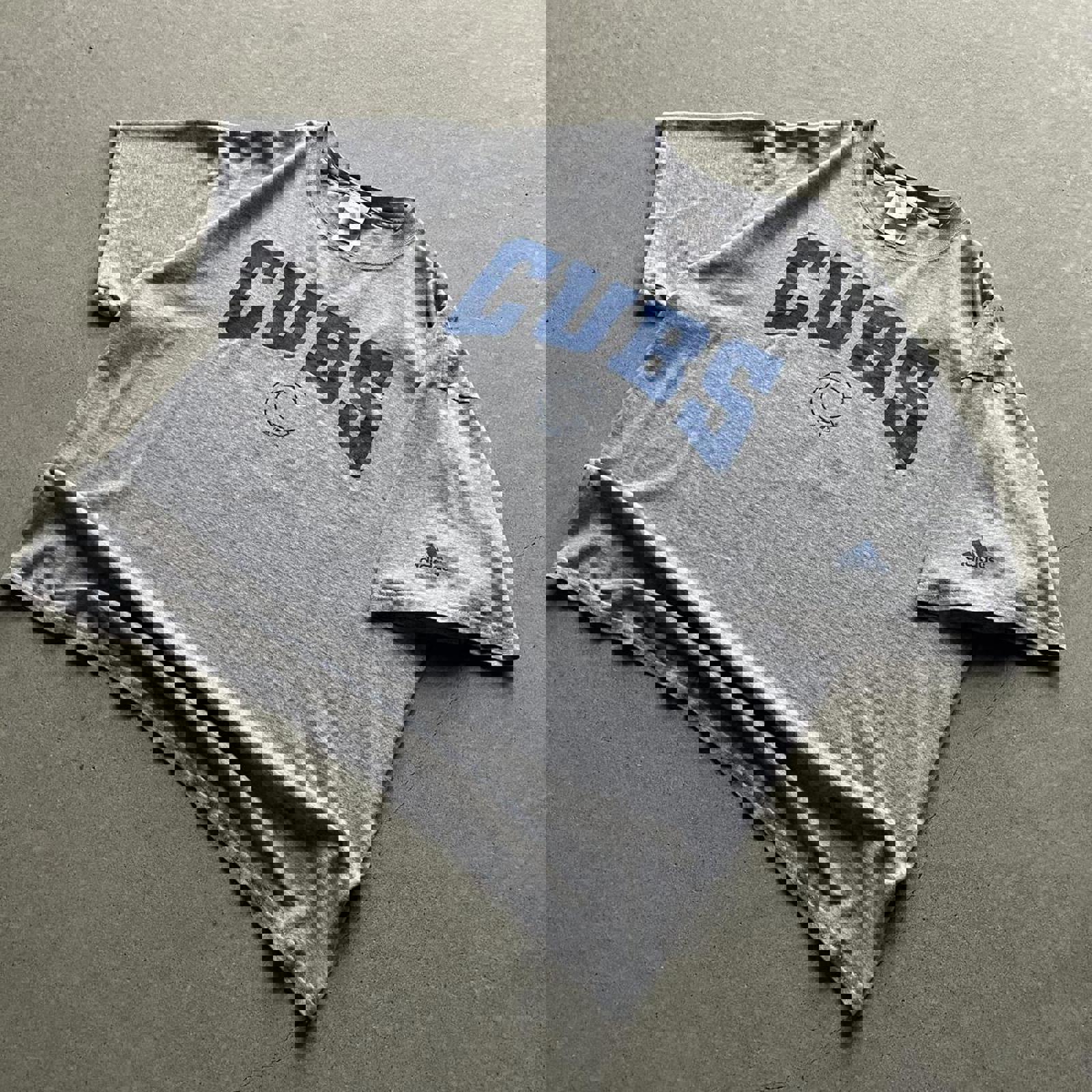 Vintage 2004 Chicago Cubs MLB T-Shirt