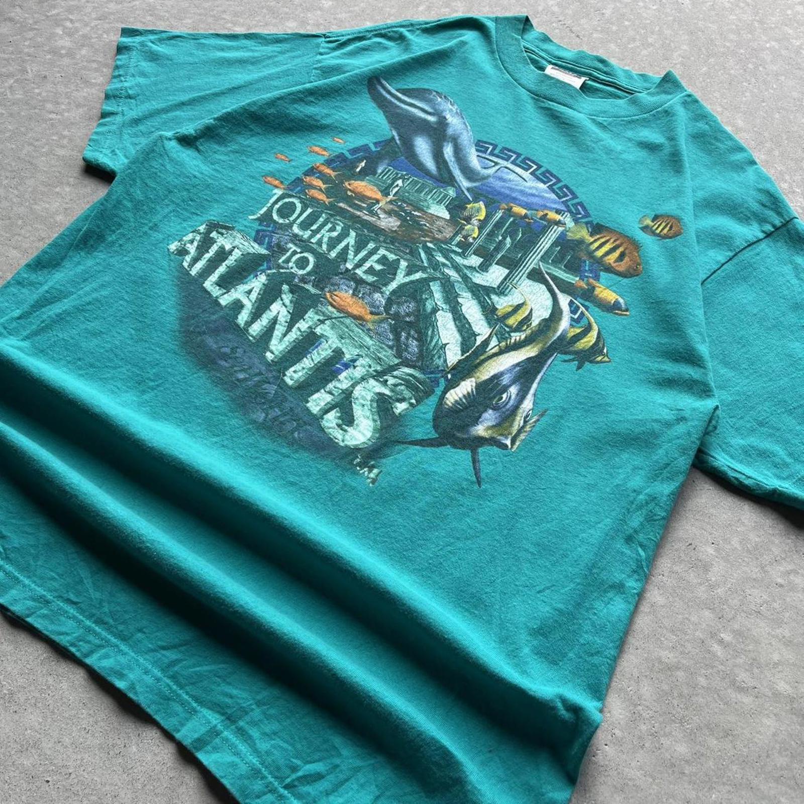 Vintage 90s Sea World Journey To Atlantis T-Shirt - Uptwn Vintage