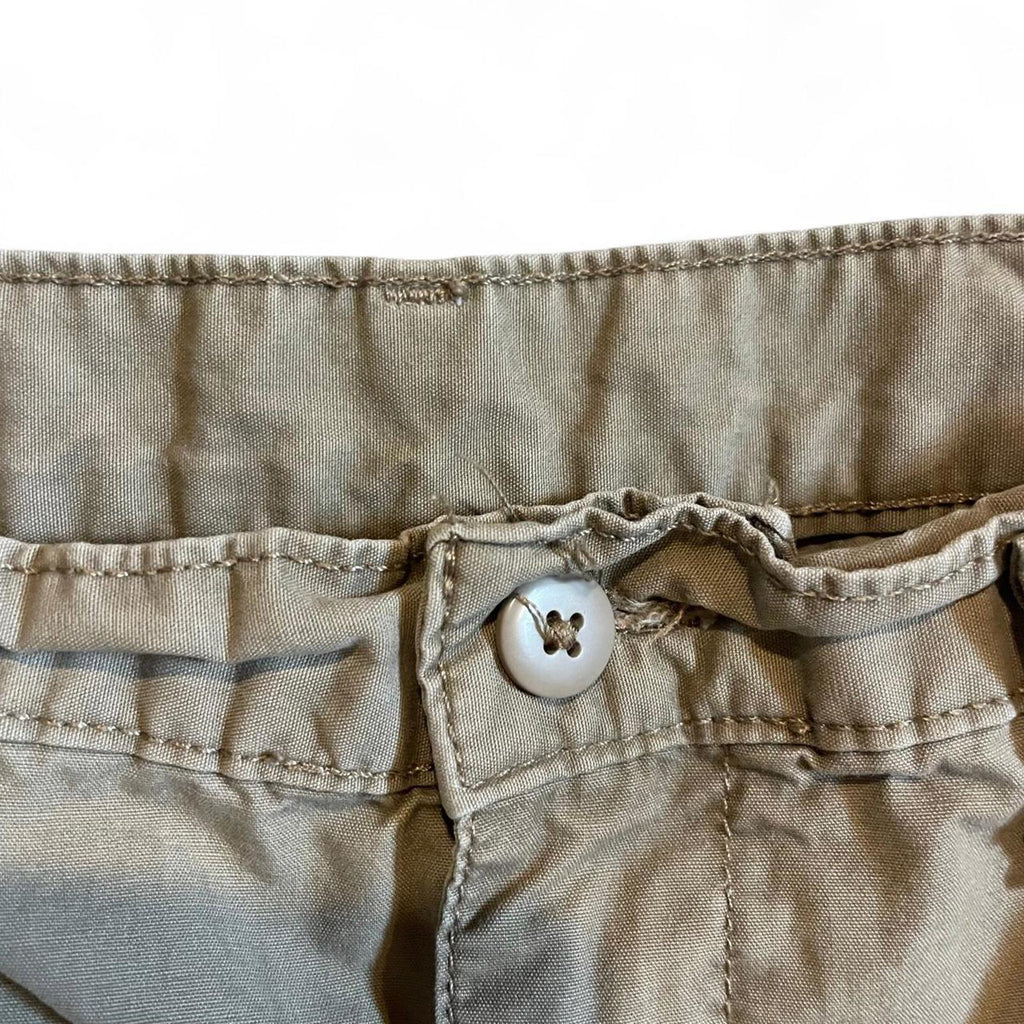 Vintage Y2K Baggy Tan Wrangler Cargo Shorts Wrangler 7e367f53-0f60-4e5c-8034-1a2b6b81a7d9