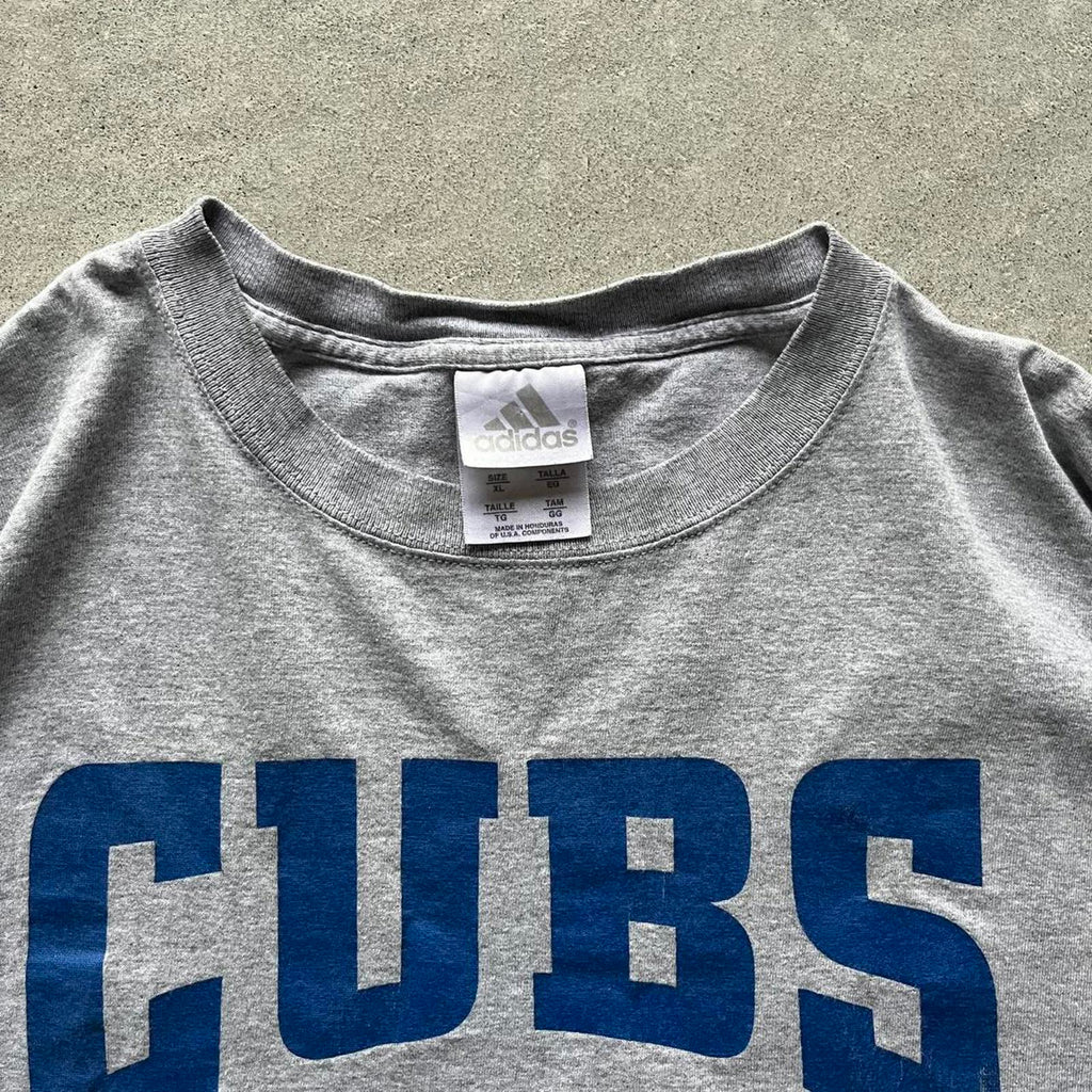 Vintage 2004 Chicago Cubs MLB T-Shirt