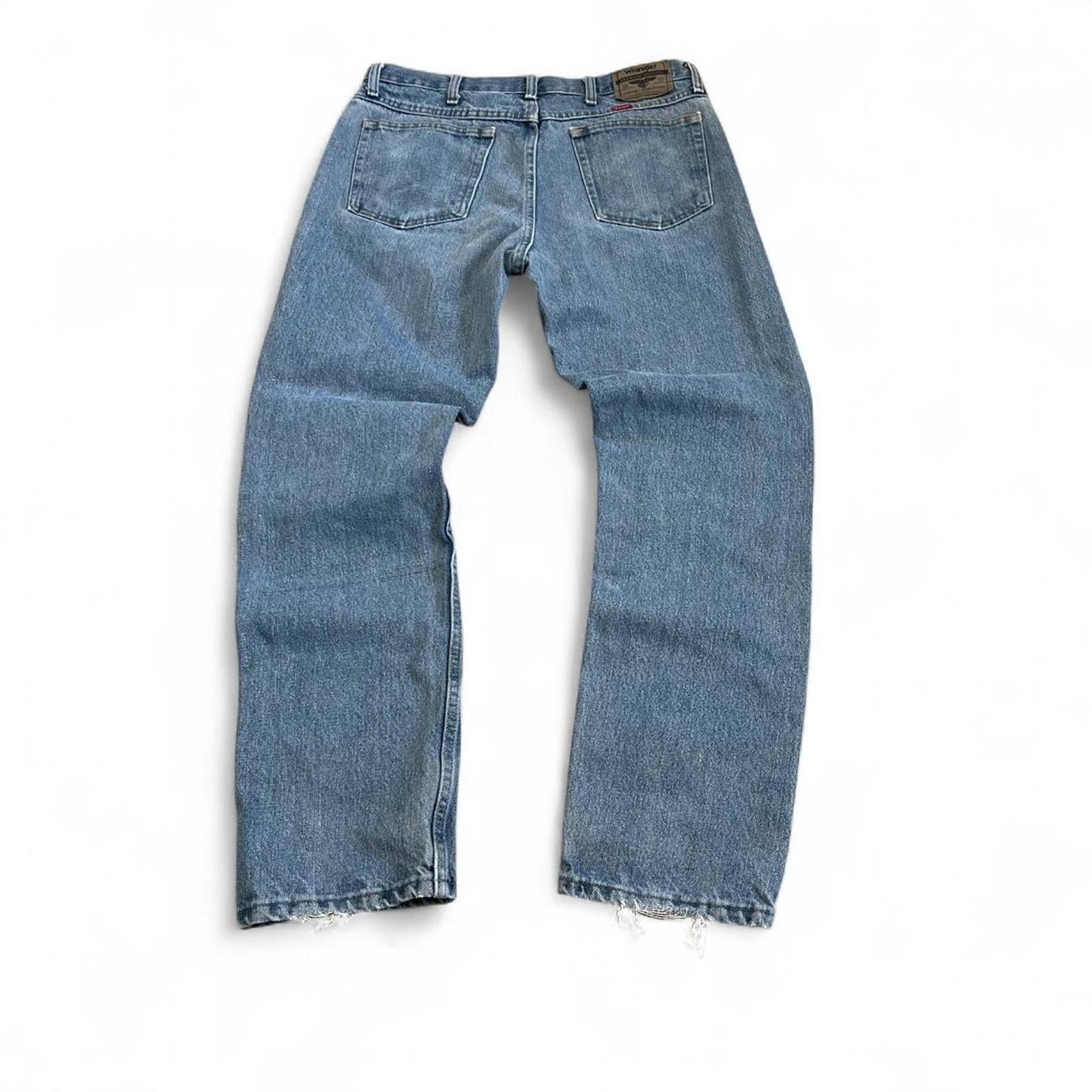 Vintage Y2K Baggy Wrangler Light Wash Jeans Wrangler 8471db80-b6e4-4401-9933-a6371b3810bc