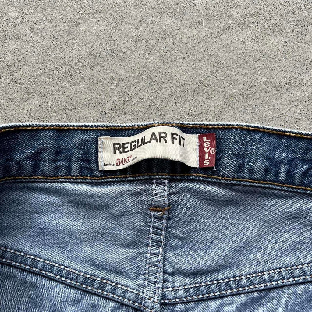 Vintage Clothing Vintage 2009 Levi’s 505 Denim Jeans Levi's - uptwn vintage - 852014dd-36cd-49e9-b2ea-9ac8b9c207a9