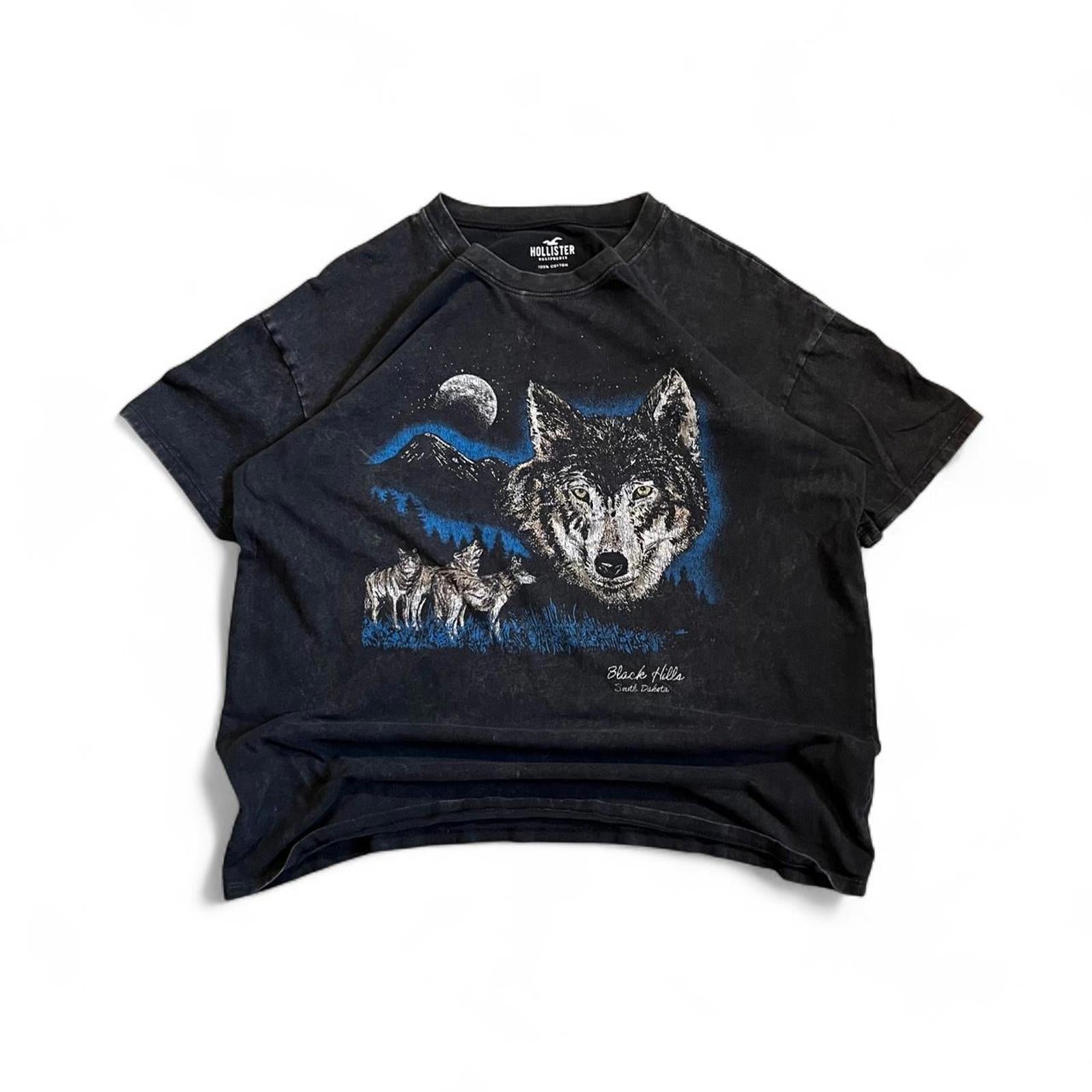 Retro Style Hollister Wolf Mountain Style Nature T-Shirt Hollister Co. 89de28b6-fdb8-46d9-851f-fd1715f0d2b3