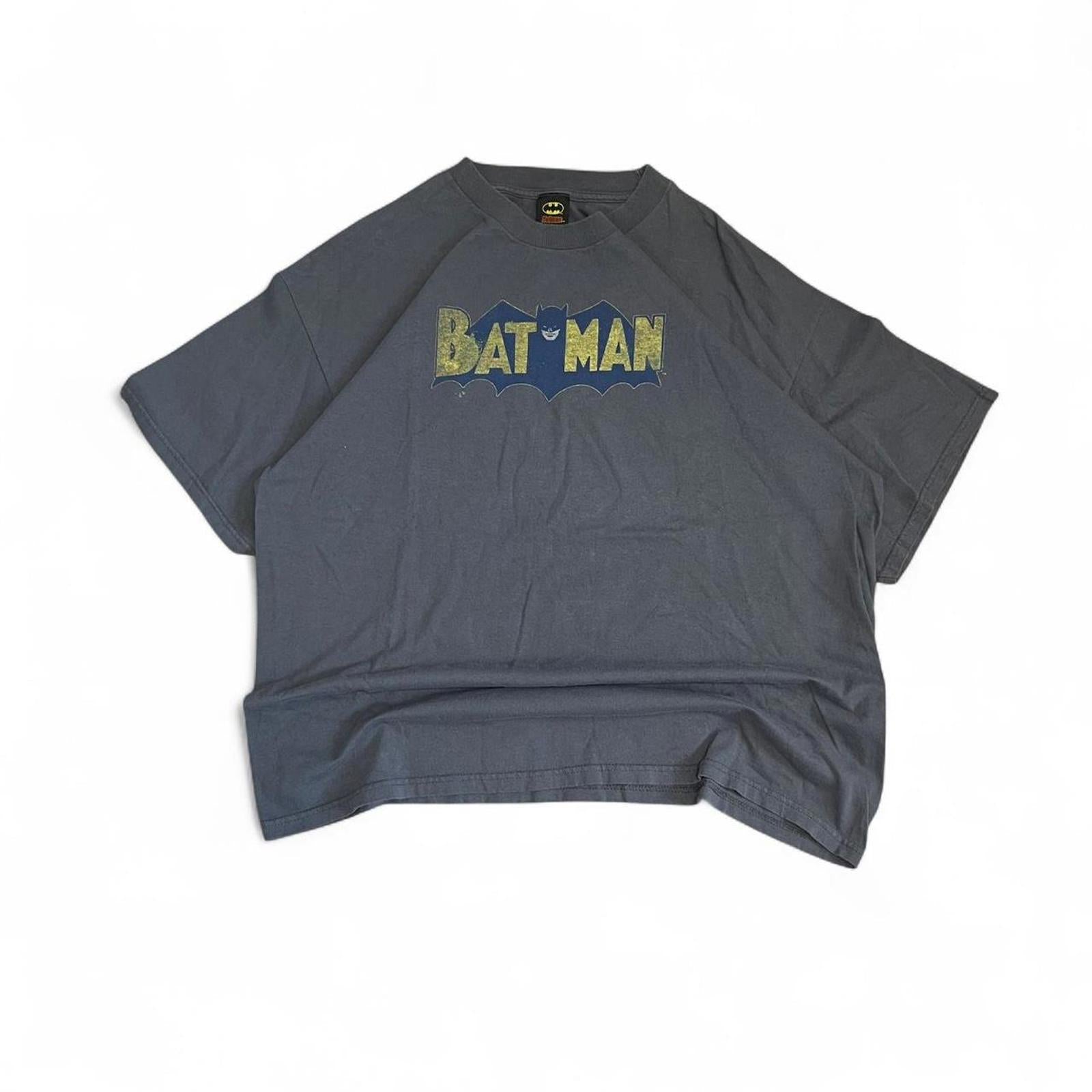 Vintage 90s Batman Graphic T-Shirt DC Comics - uptwn vintage - 952ecd6d-97d2-4ca9-8844-96ef0f55ccf5