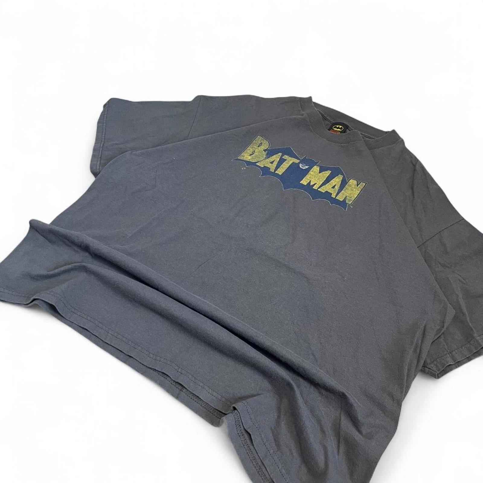 Vintage 90s Batman Graphic T-Shirt DC Comics - uptwn vintage - 98501d91-ff50-4f12-9f28-2747adc8efff