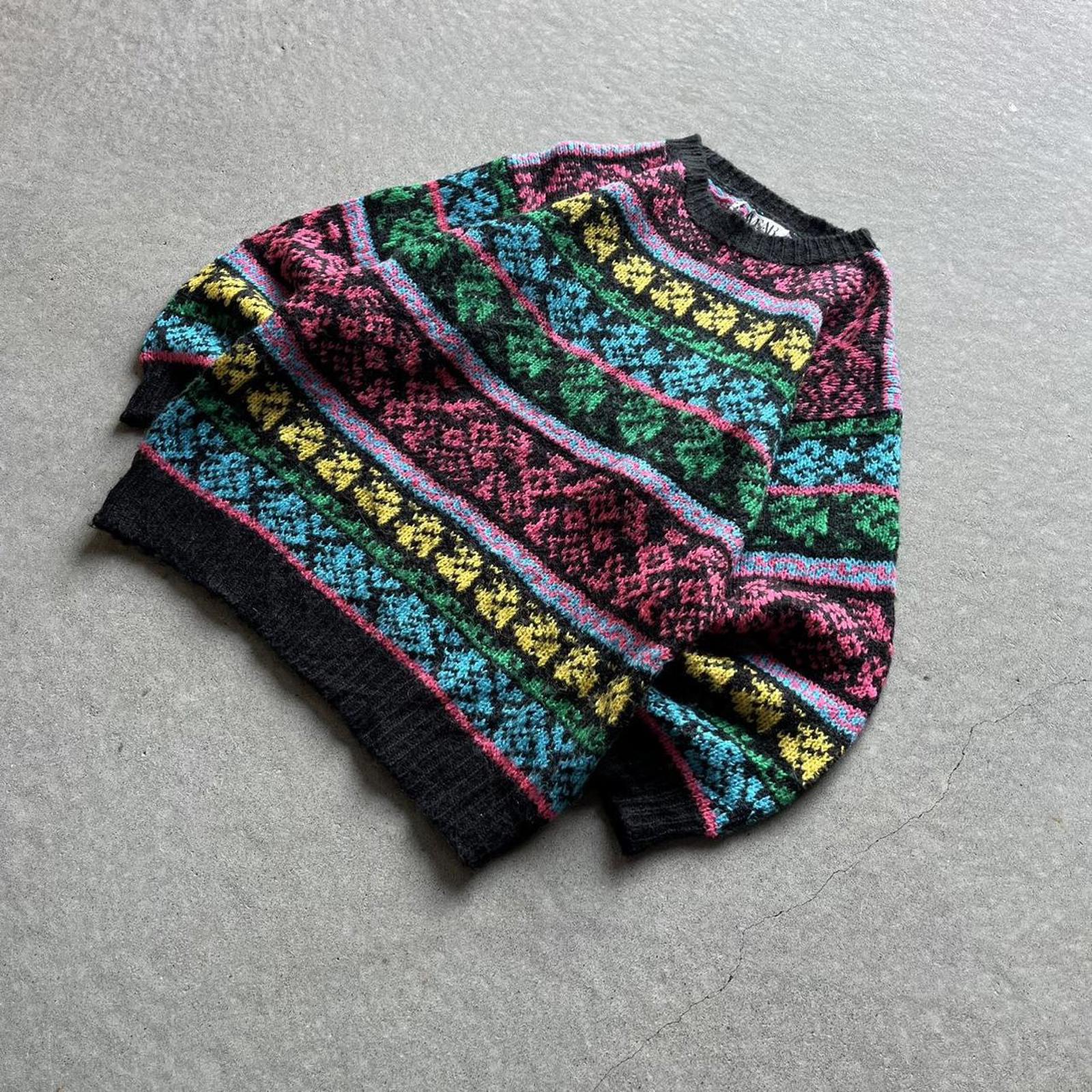 Vintage Clothing Vintage 80s Colorful Bloomingdale’s Knit Sweater Bloomingdale's - uptwn vintage - a157ef4a-a55c-41eb-a413-c39a229e14f4
