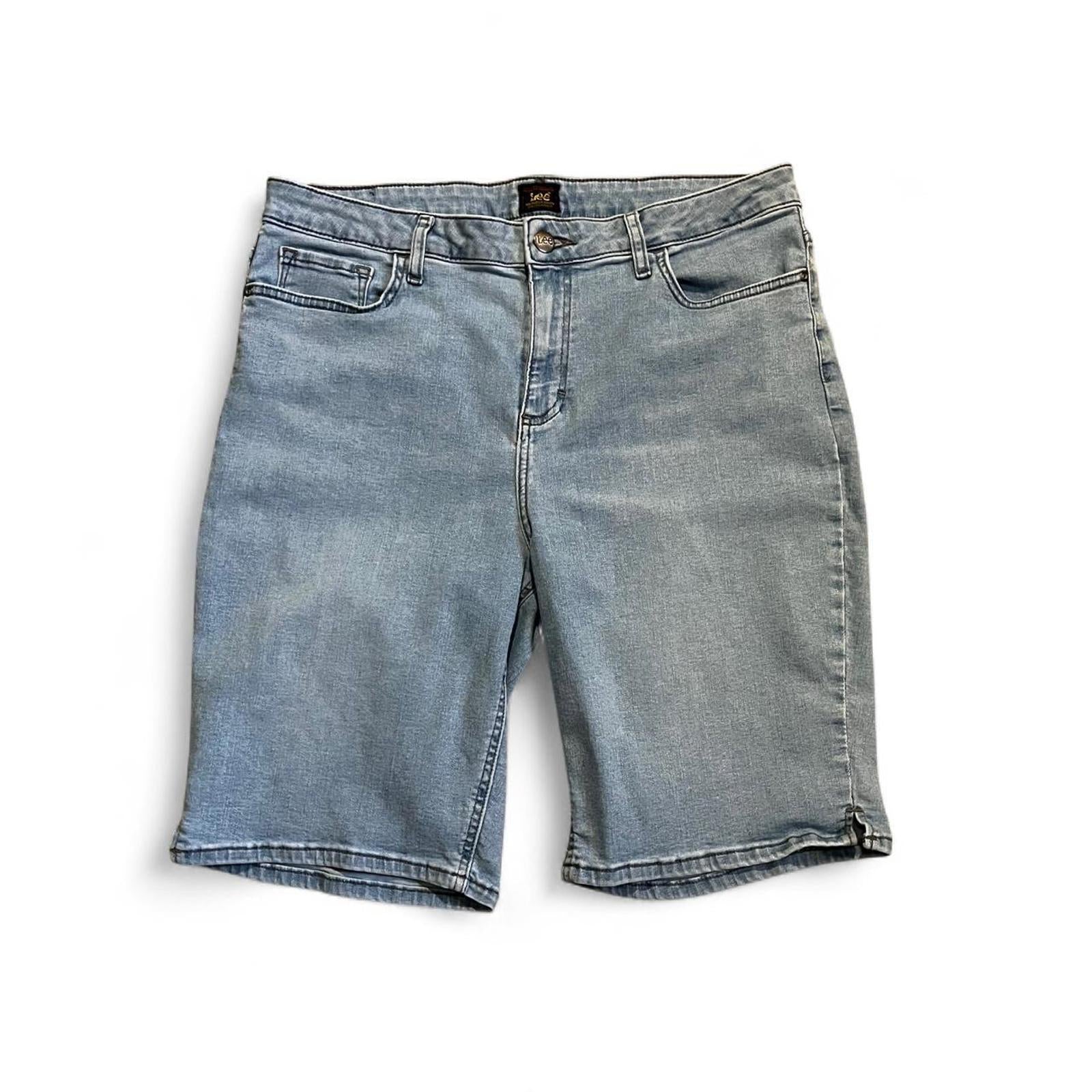 Vintage Y2K Lee Denim Jorts Lee b0cf5fb3-8226-4808-b437-09bad94abd4e