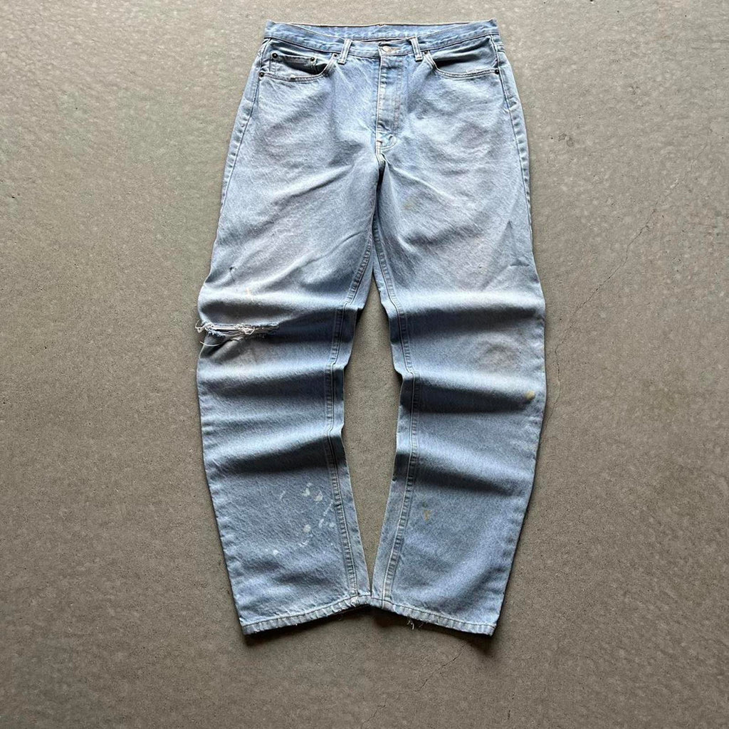 Vintage Clothing Vintage Y2K Distressed Levi’s Jeans Levi's - uptwn vintage - b4292baa-aecc-40ae-a851-c6bc1a0f7257
