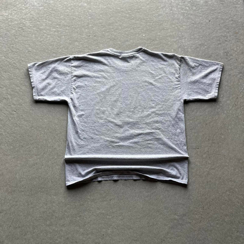 Vintage Clothing Vintage Y2K University of Montana Grizzlies Graphic T-Shirt American Vintage - uptwn vintage - c0af0570-c69d-4562-8f95-776a7dc449d9