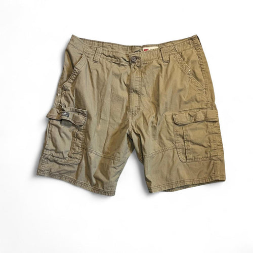 Baggy Tan Wrangler Cargo Shorts Wrangler c32466ae-a6e1-41d7-b2dc-ae1e57cff742