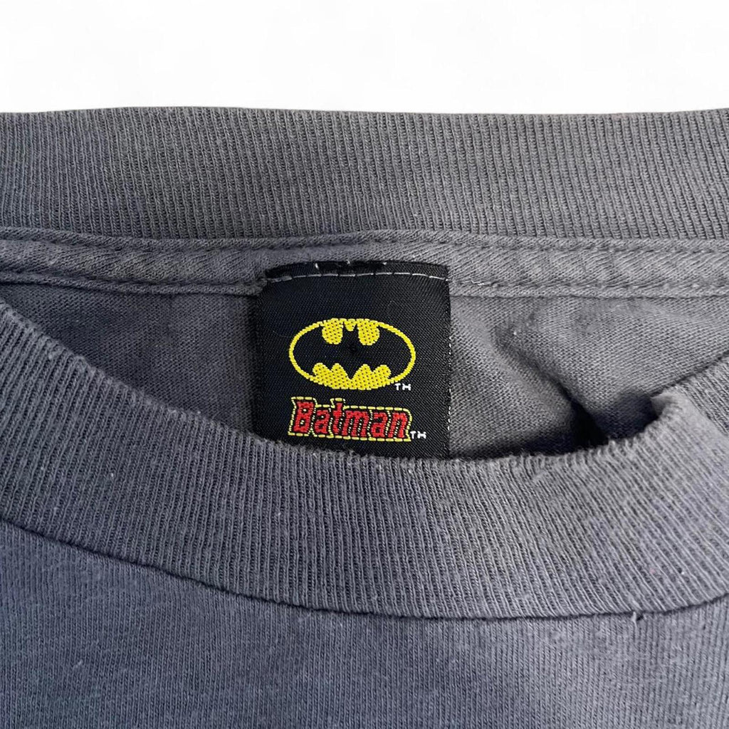 Vintage 90s Batman Graphic T-Shirt DC Comics - uptwn vintage - c4902317-aa1b-4217-b6a9-036dff8df68d