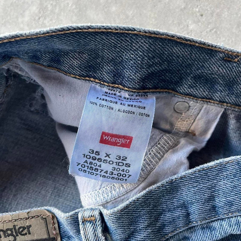 Vintage Clothing Vintage Y2K Wrangler Dark Wash Denim Jeans Wrangler - uptwn vintage - c6293545-ebfc-4d64-8f52-1da0efc2fe7e