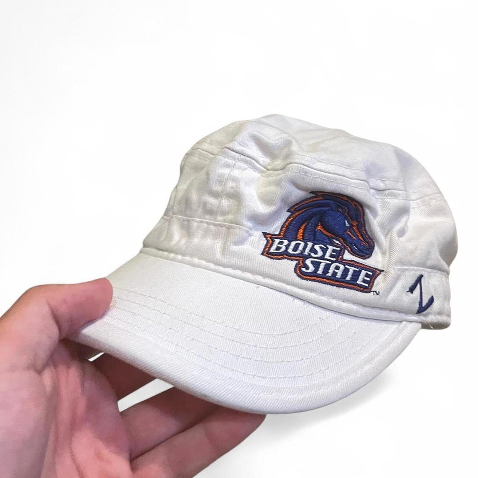 Vintage 90s Boise State University Velcro Hat American Vintage cfc50f2d-3457-450f-86bf-932c000022c6