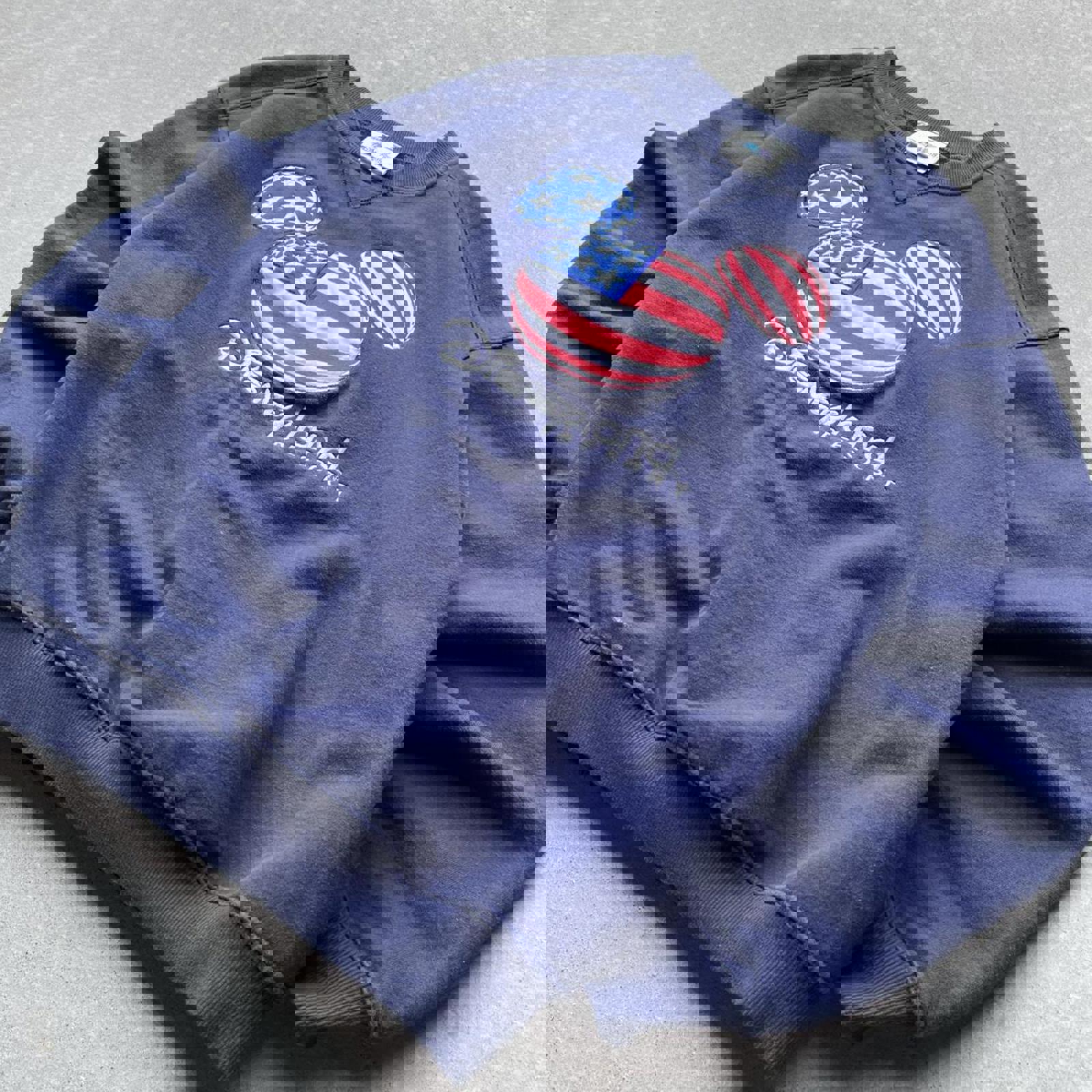 Vintage 90s Disneyland Resort Crewneck Sweatshirt