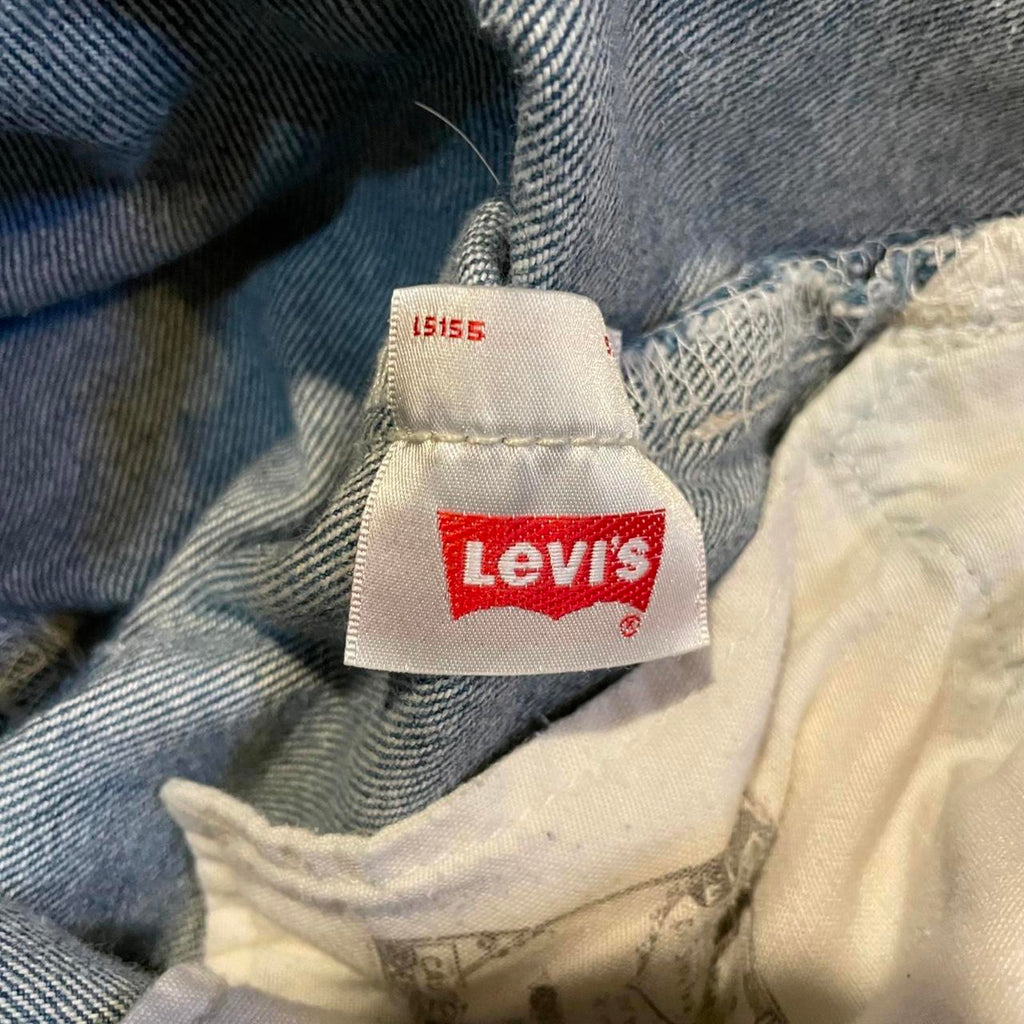 Vintage Y2K Light Wash Levi’s 501 Denim Jeans Levi's e81301f3-588d-4882-bb4b-94b62b90f7ee