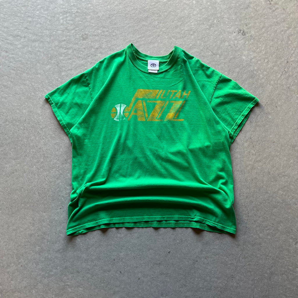 Vintage Y2K Green Utah Jazz T-Shirt - Uptwn Vintage