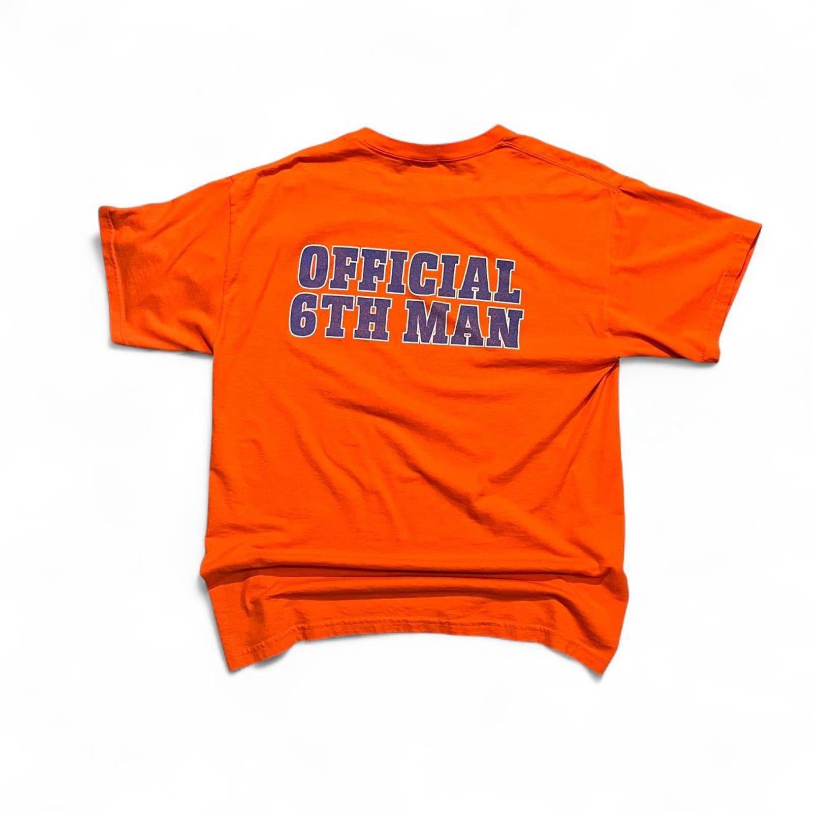 Vintage Y2K Boise State University “The Corral” T-Shirt Gildan - uptwn vintage - ea8cf5ab-d0cd-4178-b425-fe0f9f37c169