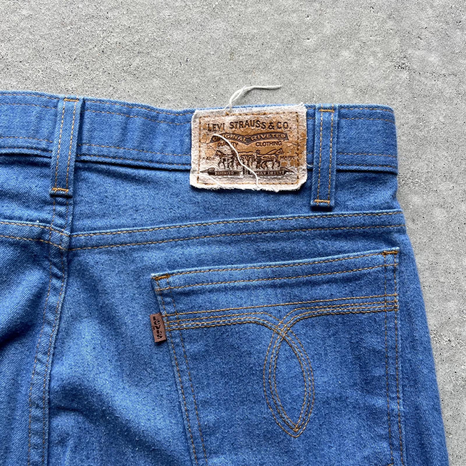 Vintage 1999 Levi’s Brown Tab Baggy Jeans