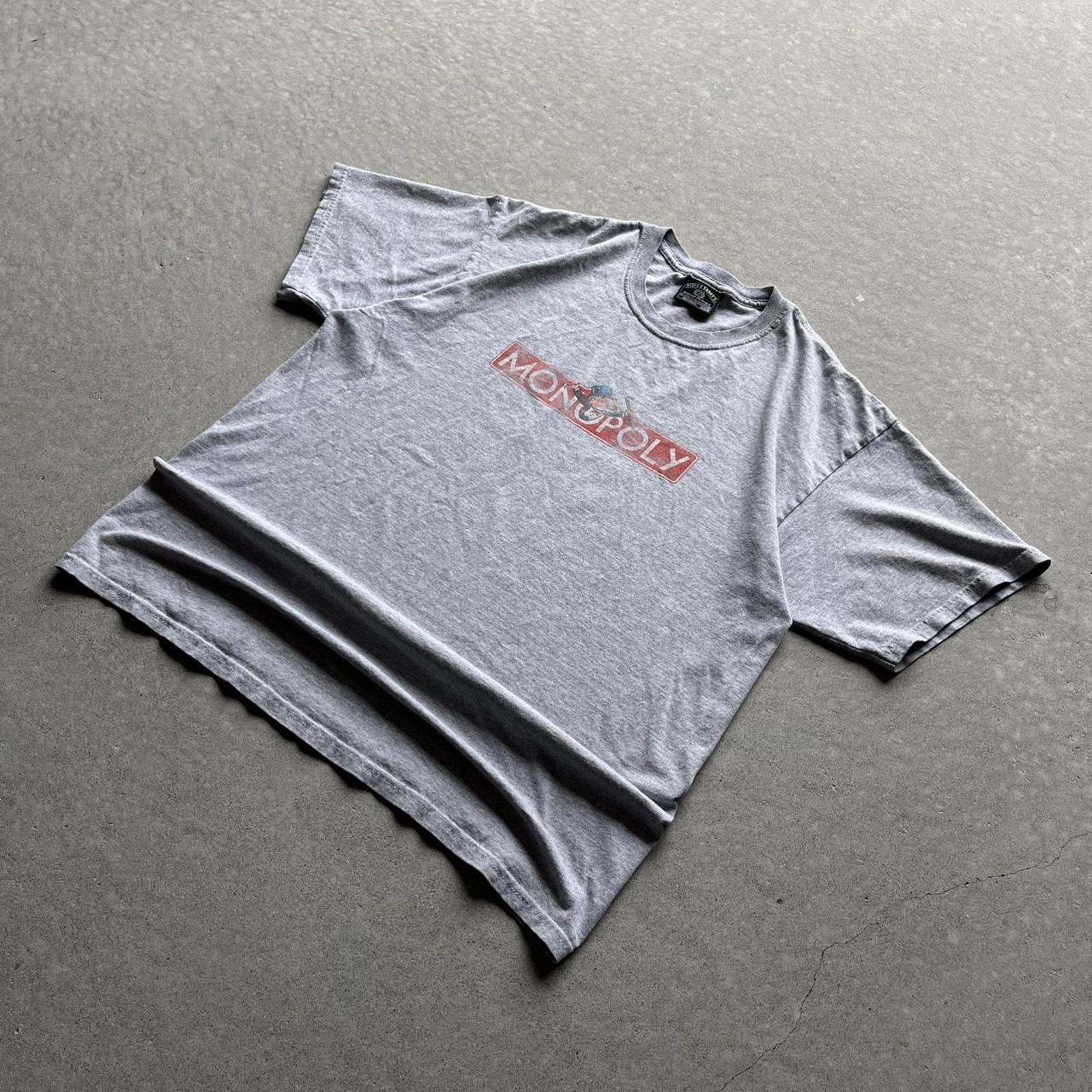 Vintage Clothing Vintage 2007 Monopoly Board Game T-Shirt Steve & Barry's - uptwn vintage - edebefa8-5721-433f-b0f8-197bf82118bc