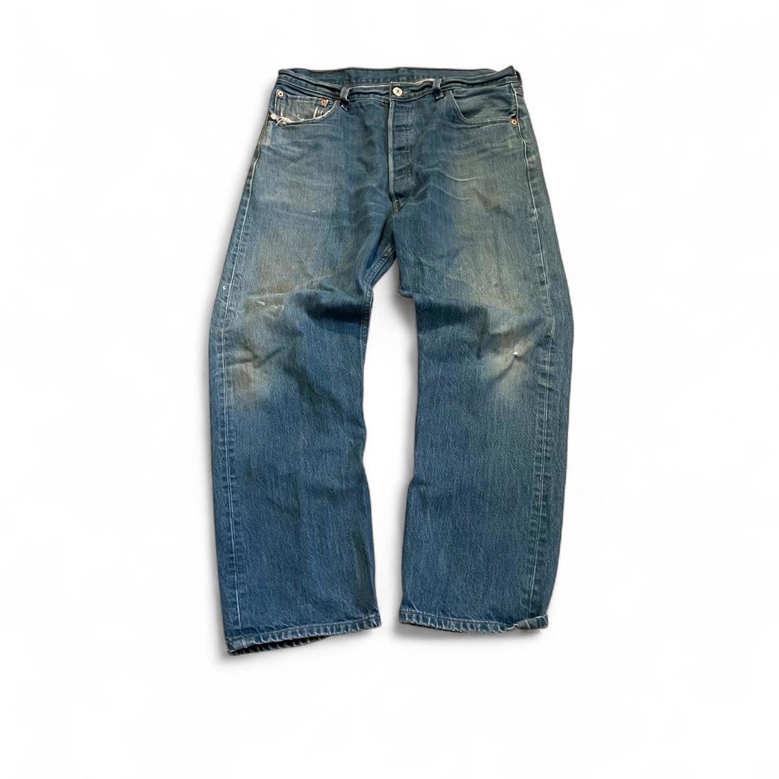 Vintage Y2K Light Wash Levi’s 501 Denim Jeans Levi's f07e8534-651c-48e2-a051-ca5dd1d9bf55
