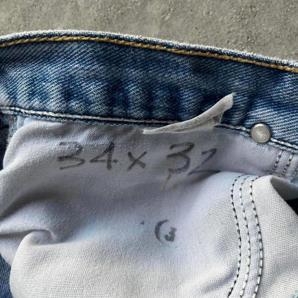 Vintage Y2K Faded Wrangler Blue Jeans - Uptwn Vintage
